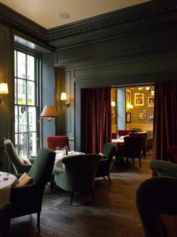 Отель Dean Street Townhouse Лондон Экстерьер фото